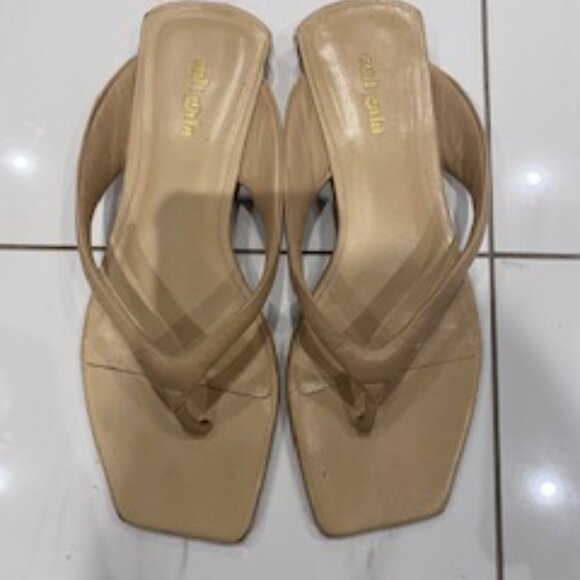 Clear Out-VGUC Cult Gaia Jasie Leather Thong Sandals sz 39 - Picture 4 of 11